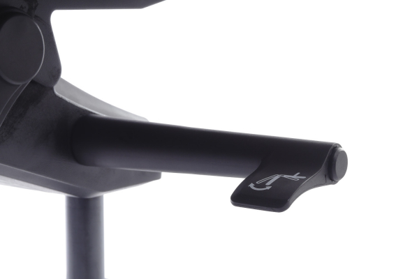 Кресло для руководителя Alonzo A1711. Фото 12